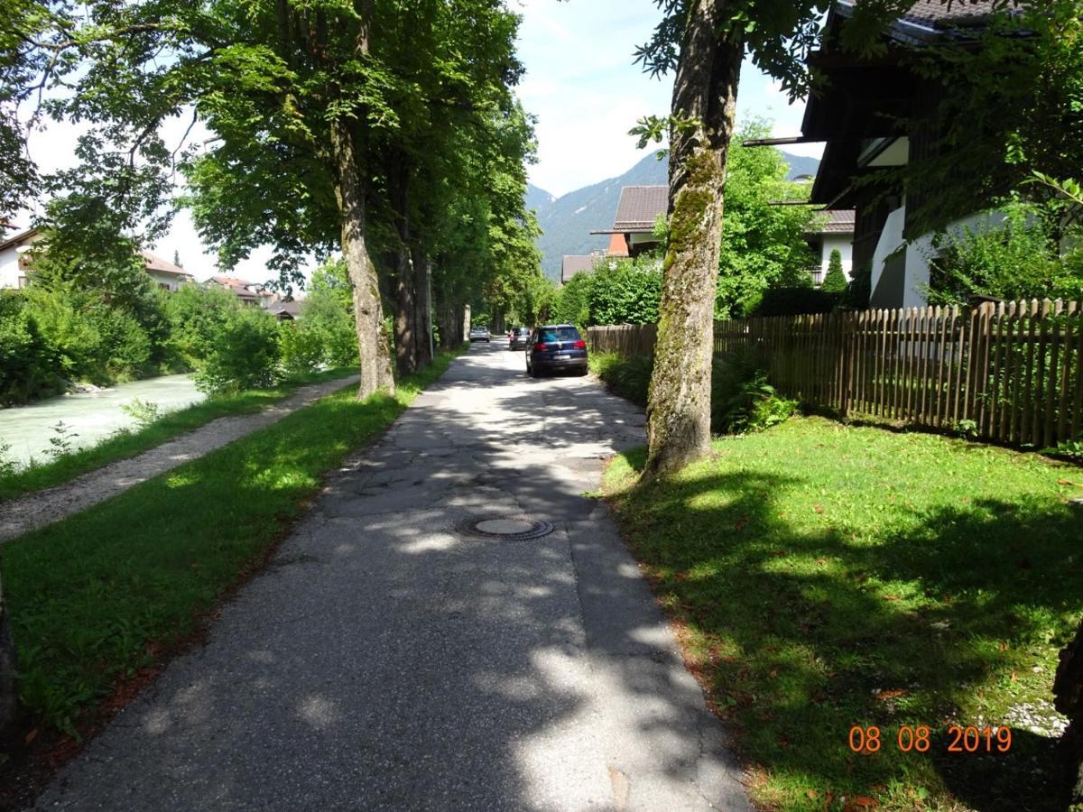 Huge And Calm Apartment In Central Garmisch Экстерьер фото
