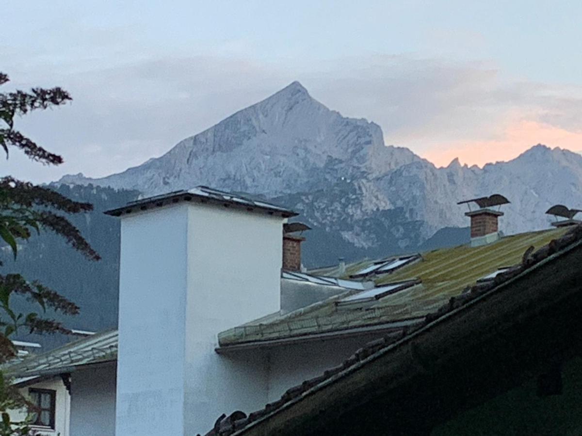 Huge And Calm Apartment In Central Garmisch Экстерьер фото